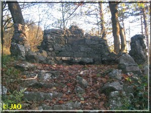 Oude stenen bank vlak bij Aywaille